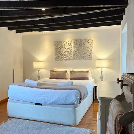 Very Charming Apartment Overlooking S Jorge Castel-3